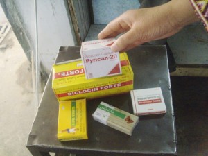 Apesar dos obstáculos comerciais, os medicamentos indianos abrem caminho no Paquistão. Foto: Ashfaq Yusufzai/IPS