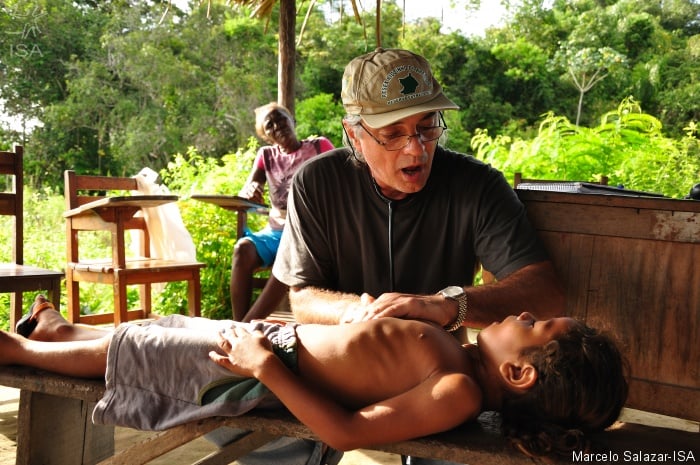 Dr. Douglas, em 2010, durante diagnóstico na Resex do Rio Iriri